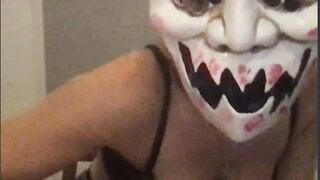 she wont help me cum but shows her tits