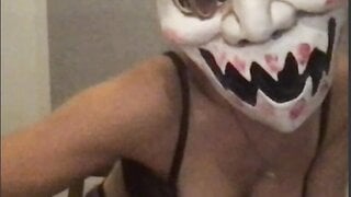 she wont help me cum but shows her tits