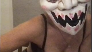 she wont help me cum but shows her tits