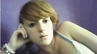 redhead teen shows boobs
