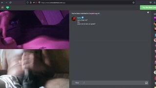 Hot voyeur chick teases me to cum (NO NUDE)