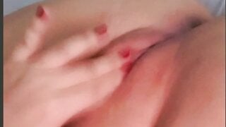 Brazilian BBW wants my cum