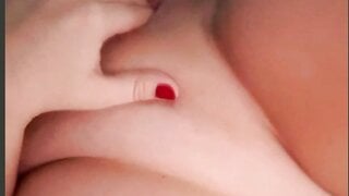 Brazilian BBW wants my cum