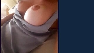 Omchater Flingster Beautiful Woman Flashing