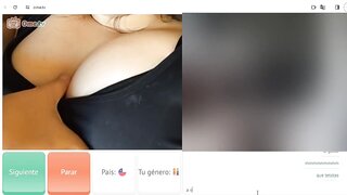 Chilean licks her big tits on ometv