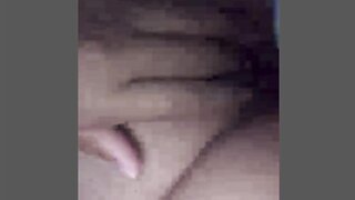 18 years old latina shows her pussy