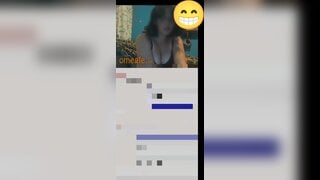 White chick turns me on by showing her tits