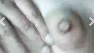 Indian beauty shows pussy and tits on flingster