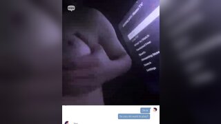 Latina flash boob - No sound