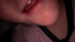 Australian Babe Show Big Tits in Chatrandom