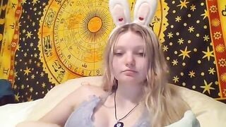 Omegle Bunny Slut W BF On Call At The Same Time
