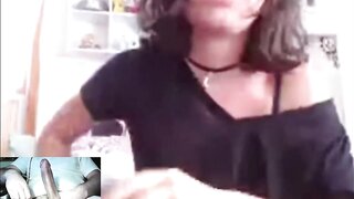 Adorable Teen Says She's Disgusted by Kingdickflash but Won't Look Away