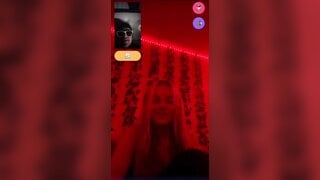 Monkey.App Cock Flashing Girls