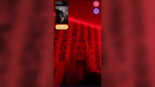Monkey.App Cock Flashing Girls