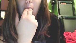 Annie plays spicy omegle game