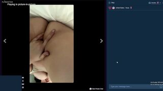 Chubby girl playing on Flingster