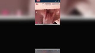 Canadian girl squirts on flingster