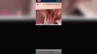 Canadian girl squirts on flingster