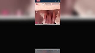 Canadian girl squirts on flingster