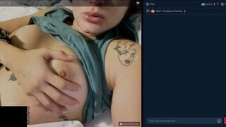 Squirting Spanish Chick