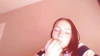 Meghan plays spicy omegle game