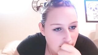 Jennie plays spicy omegle game