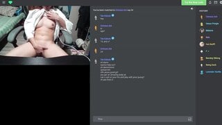 girl does everything on emeraldchat