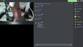 girl does everything on emeraldchat