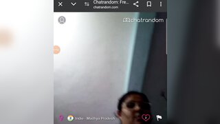 Maharashtra bhabhi showing her boobs in Chatrandom