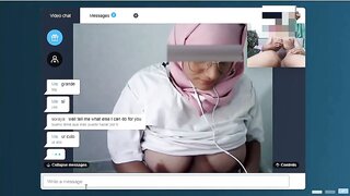 hijab milf hot video jerking to her