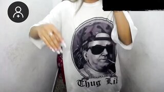 Teen shows beauty tits and shaved vagina