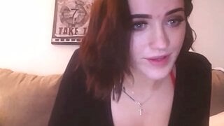 Lilah plays SPICY omegle game