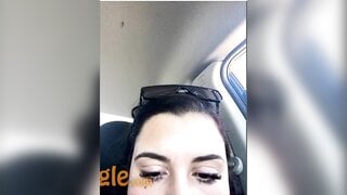 hot girl masturbates in her car