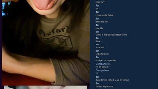 Omchater Flingster Hot Thailand Girl Plays