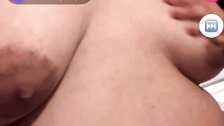 BBW shows tits and ass on monkey app