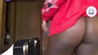 Black girl flashing on monkey app