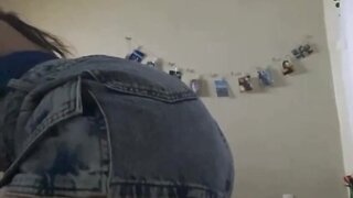 Brazilian teen twerks and shows her boobs on Ome.tv for me