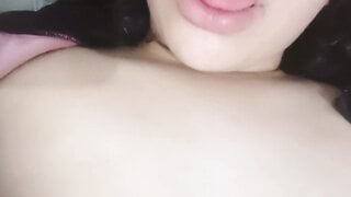 ome.tv teen shows me her great boobs