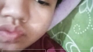 Indonesian BBW takes her tits out