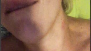 American married milf plays on Dirtyroulette