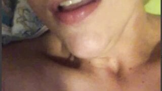 American married milf plays on Dirtyroulette