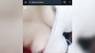 Qatar girl showing her boobs and pussy