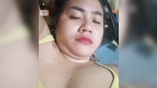 Philippnes girl showing boobs