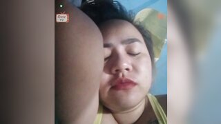 Philippnes girl showing boobs