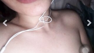 Chilean bitch open her asshole