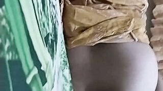 Indonesian couple has quick sex on ome.tv