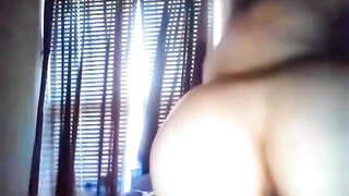 Liz Plays SPICY Omegle Game (2016)
