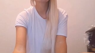Emily Plays SPICY Omegle Game (2021)