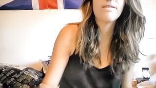 Chelsea Plays SPICY Omegle Game (2013)