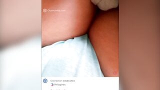 Filipina girl shows me her pussy